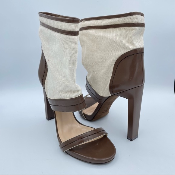 Bally Shoes - Bally Leather & Canvas Heels 10 1/2 Brown/Natural
